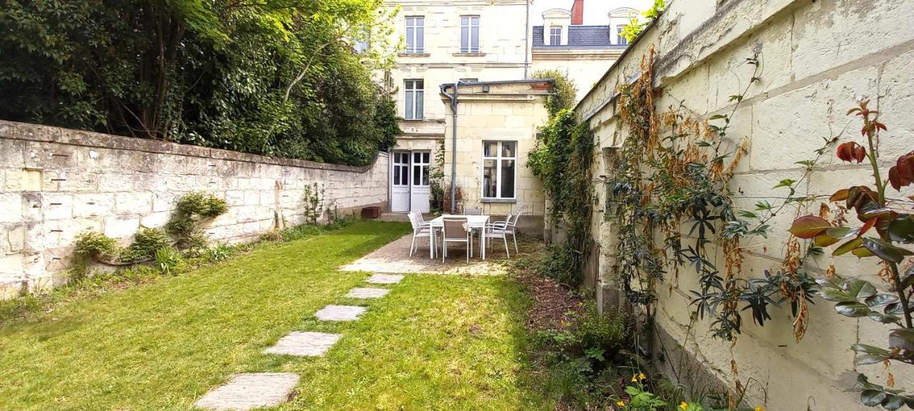 Hotel Histoire De Loire - Du Bellay Saumur Exterior foto